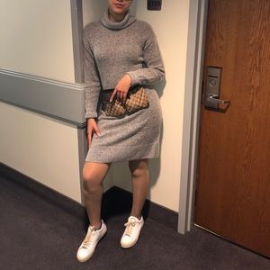 GREY SWEATER DRESS
